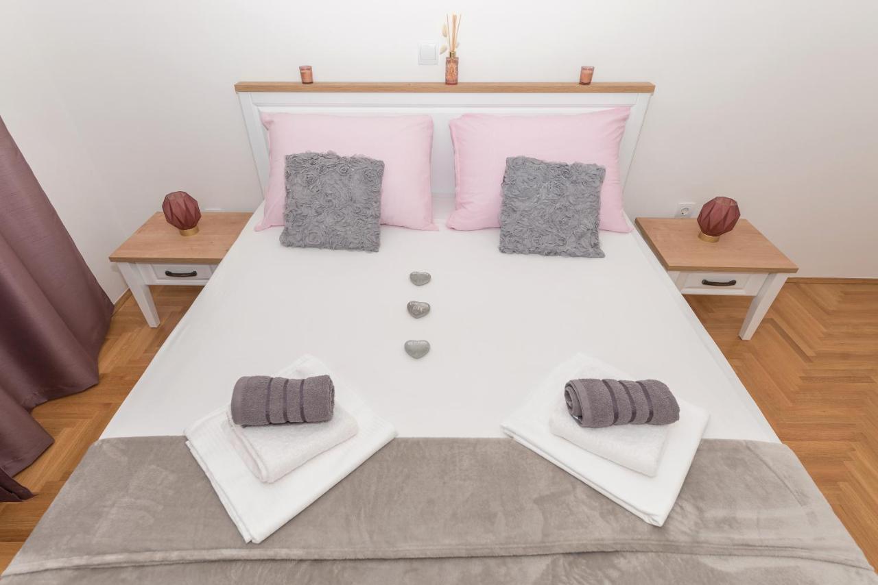 Deluxe 3 Bedroom Apartment With Sea View Baska Voda Luaran gambar